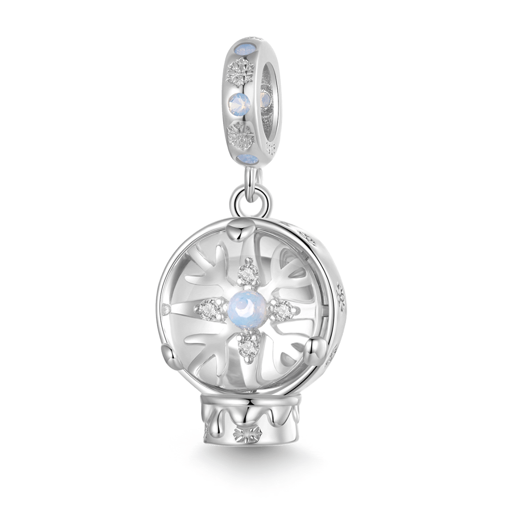 Christmas Snowflakes Pendant image number 0