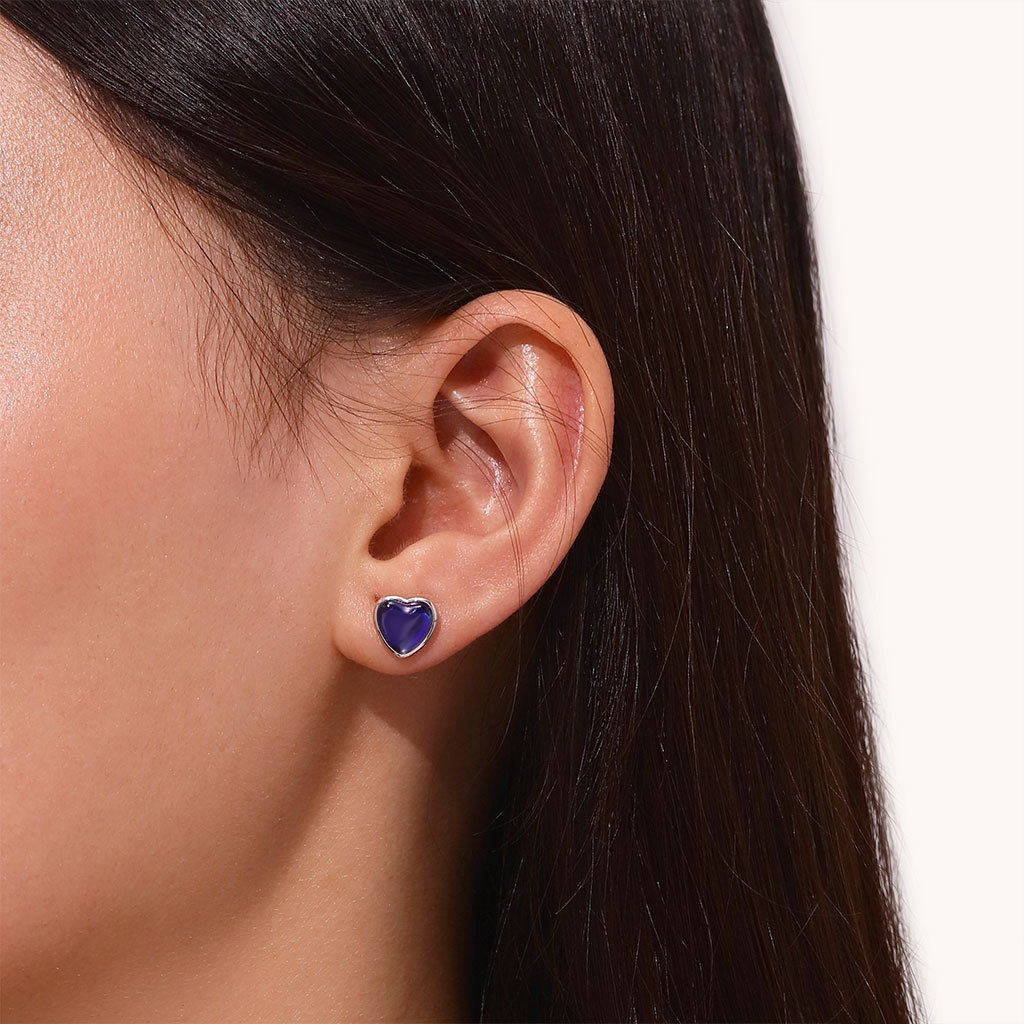 Heart Mood Stud Earrings image number 3