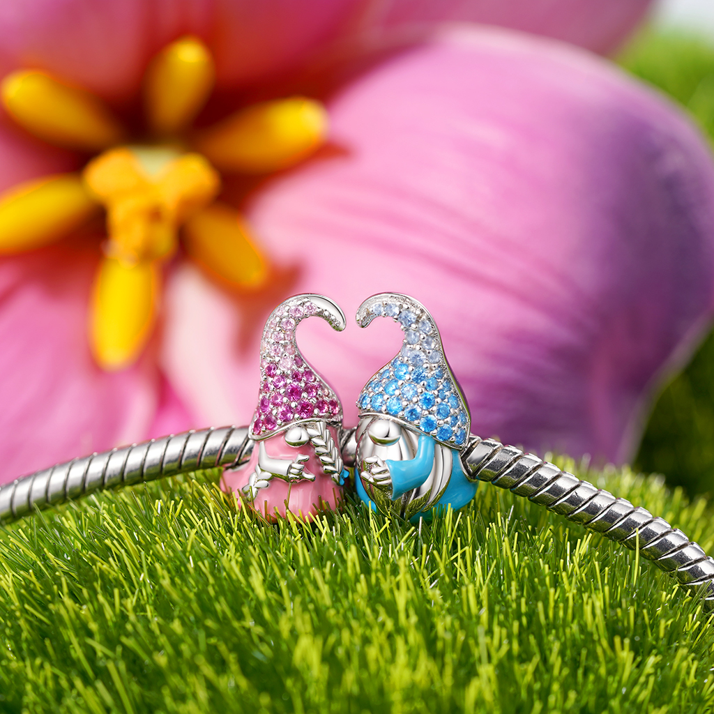 Valentines Gnome Boy Girl Charm image number 3