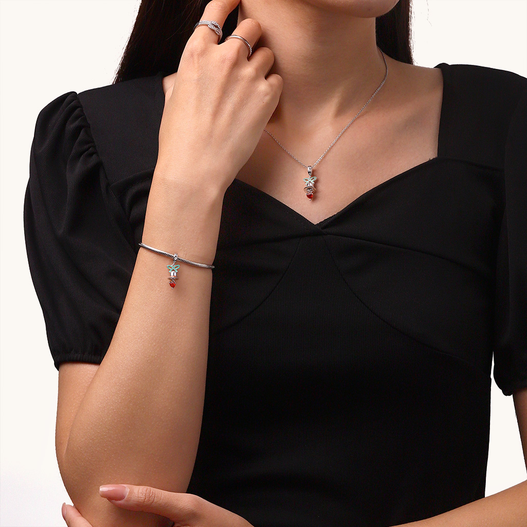 Christmas Heart Bell Pendant image number 3