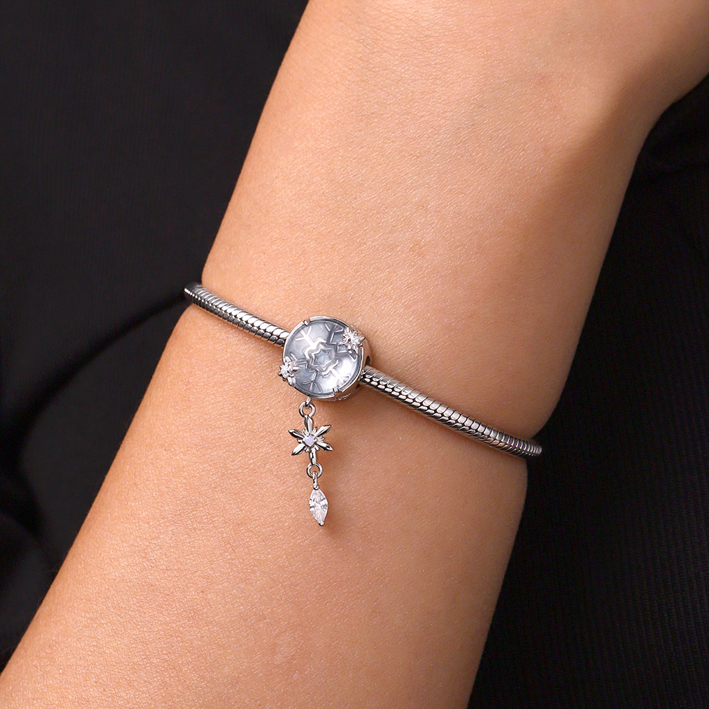 Crystal Snowflake Charm image number 4