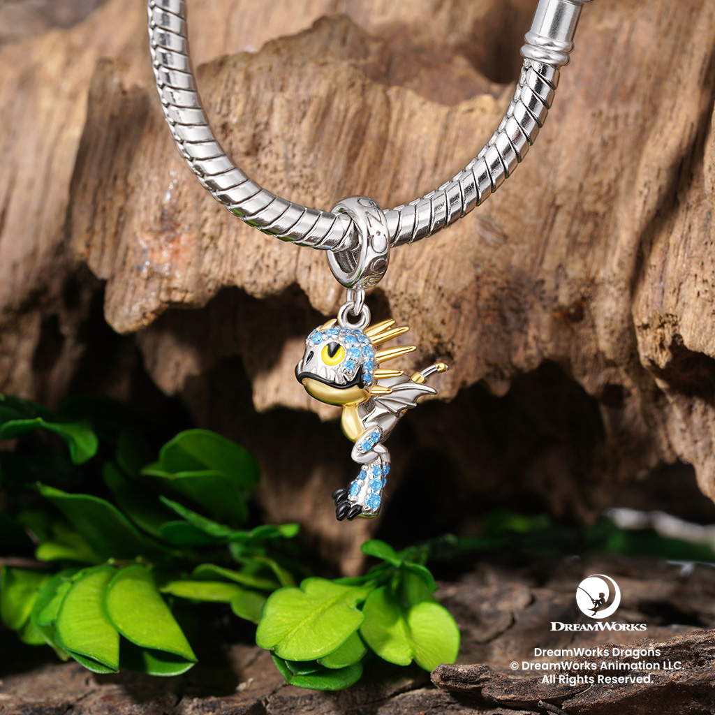 Deadly Nadder Dragon Pendant image number 2