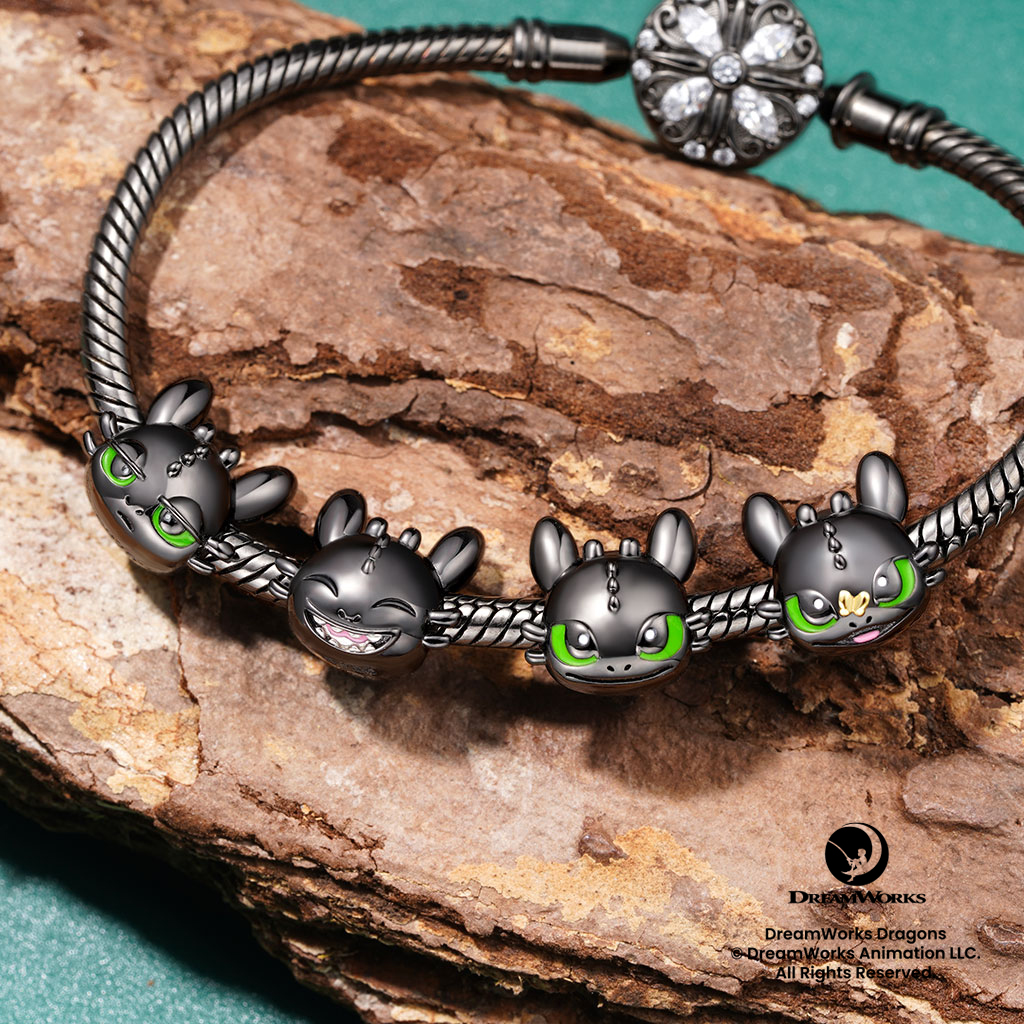 Impish Toothless Stopper Charm image number 2