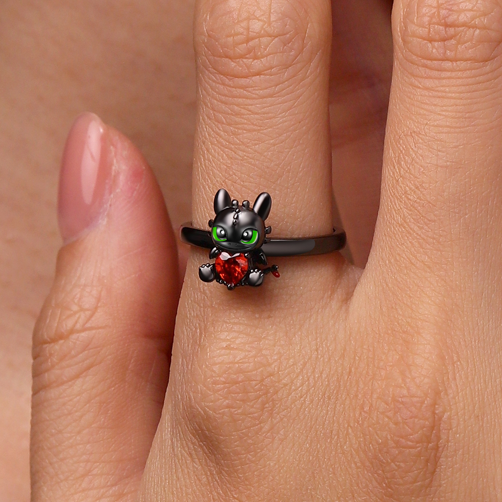 Toothless Embraces Heart Ring image number 3