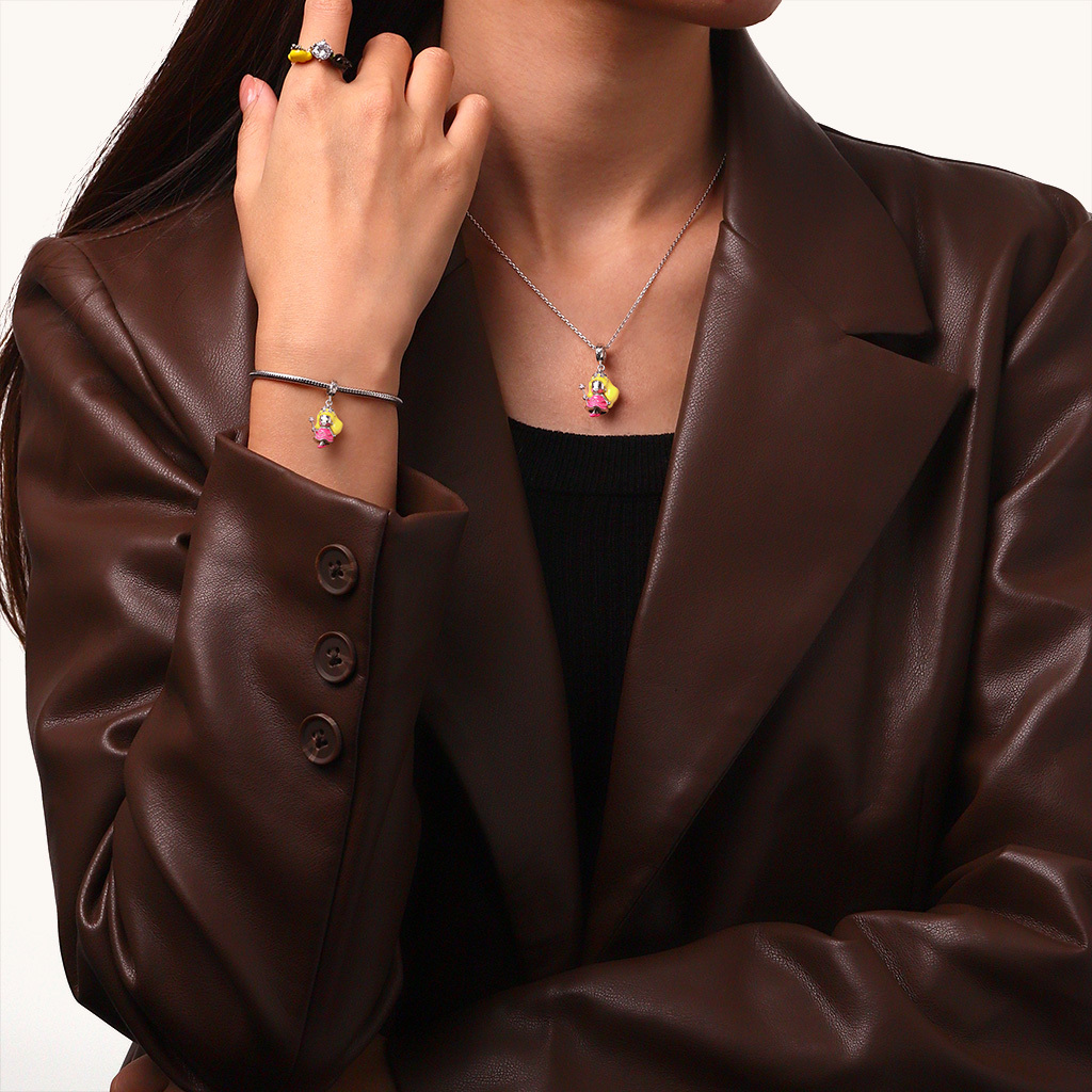 Wicked Glinda Pendant image number 4