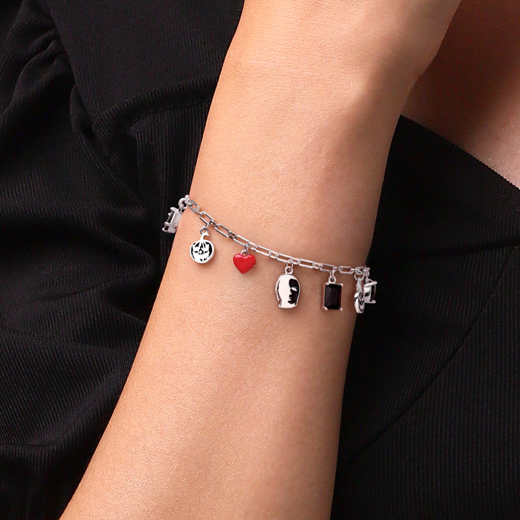 Michael Myers Chain Bracelet image number 4