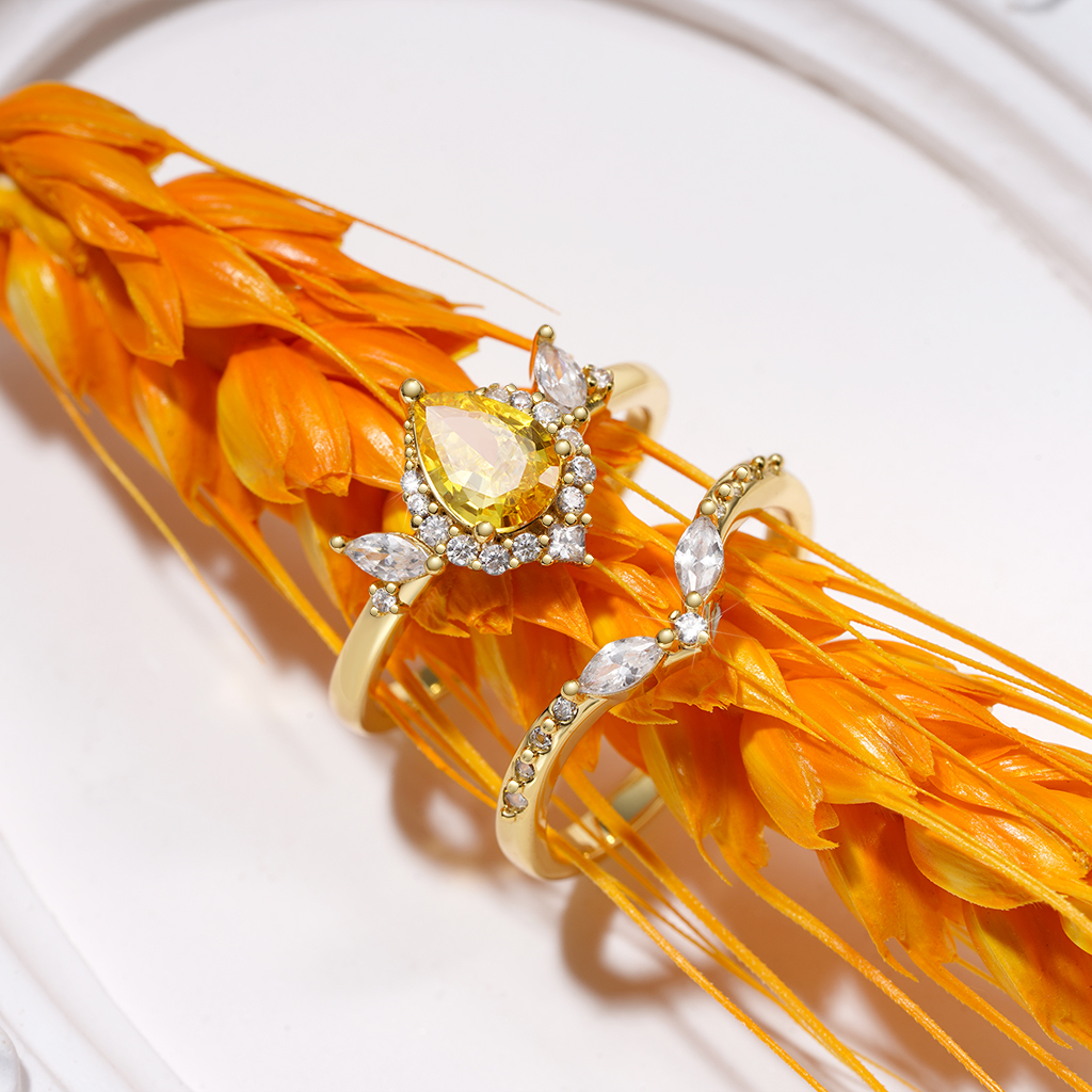 Pear-Cut Yellow Stackable Ring image number 2