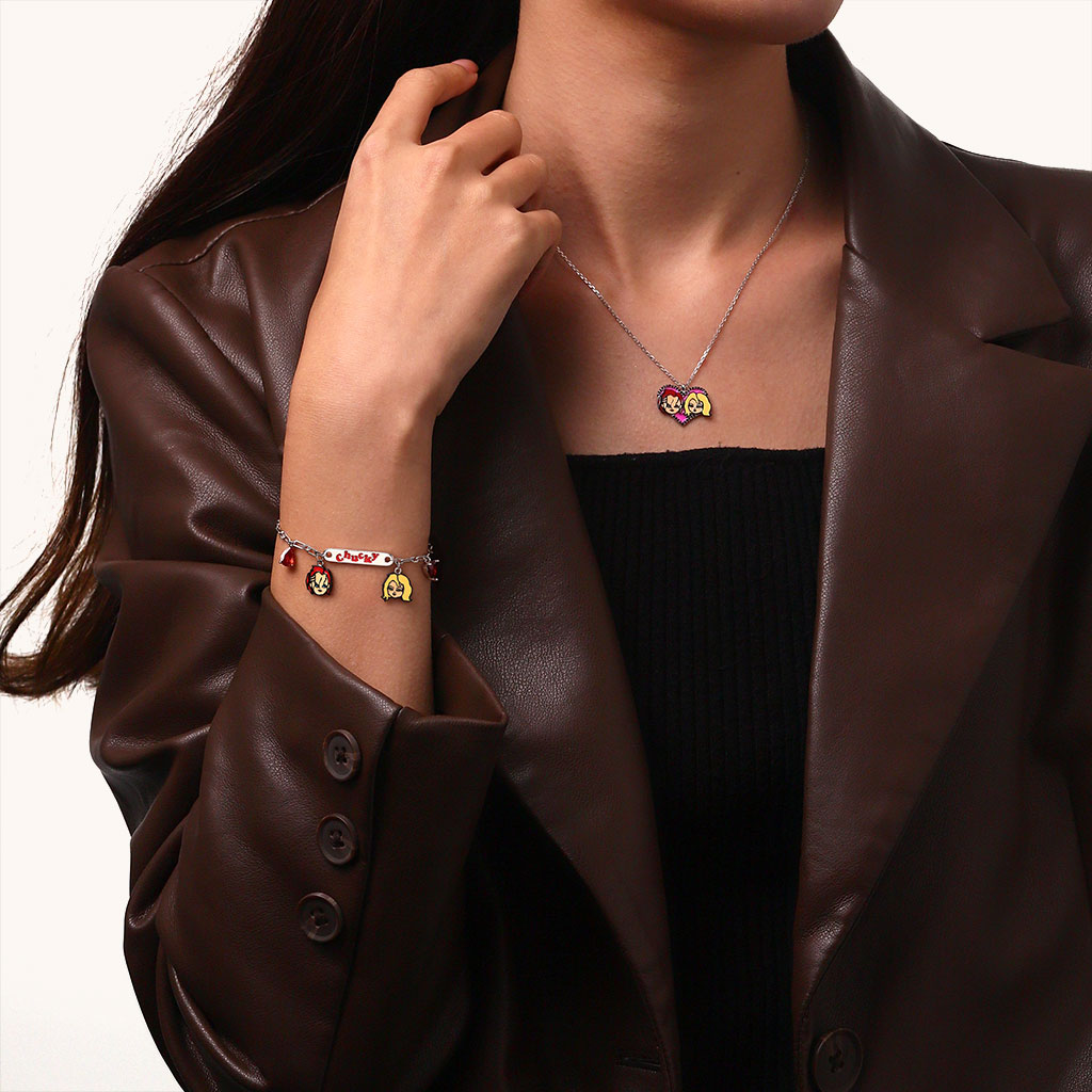 Dark Love Chain Bracelet image number 3