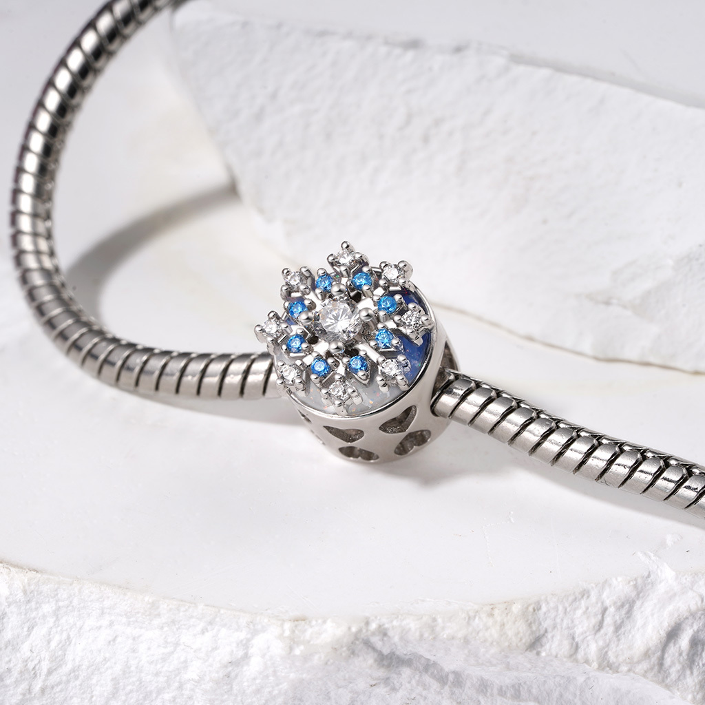 Engravable Rotatable Snowflake Charm image number 3