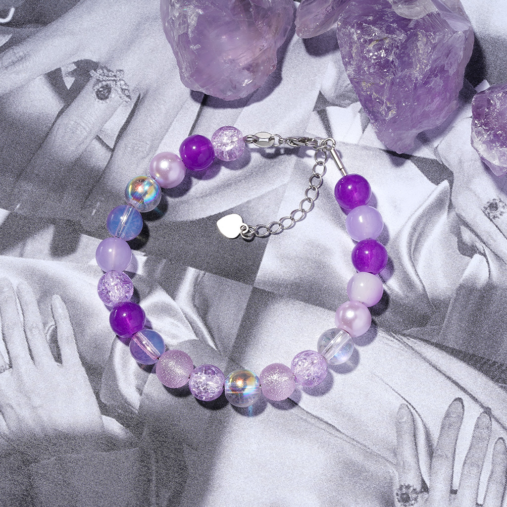 Glass DIY Beaded Bracelet image number 3