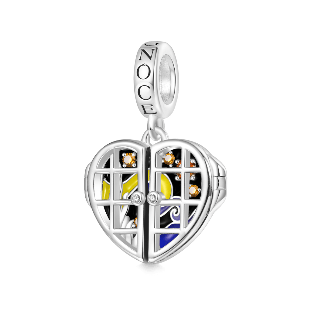 Heart Window Galaxy Pendant image number 2