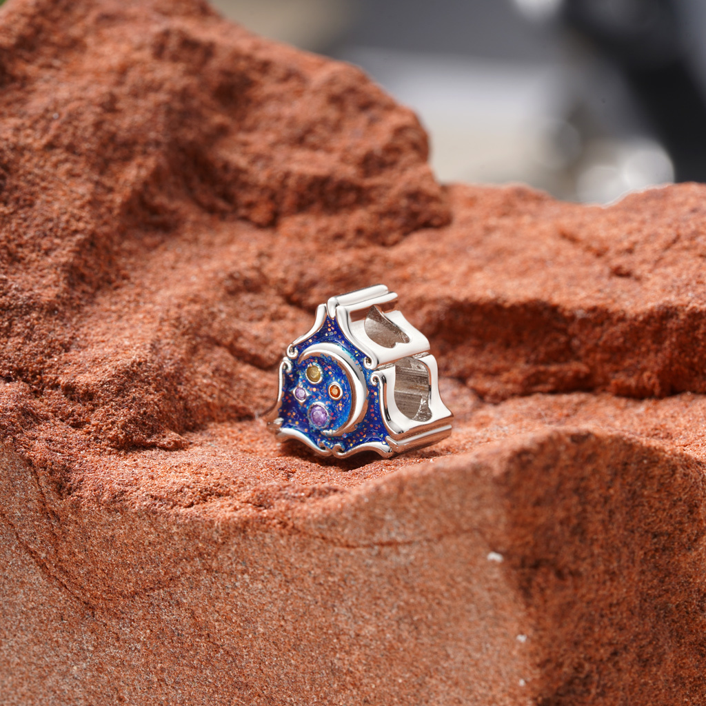 Shiny Moon Galaxy Pendant image number 2