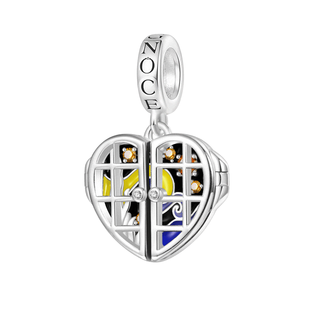 Heart Window Galaxy Pendant image number 0
