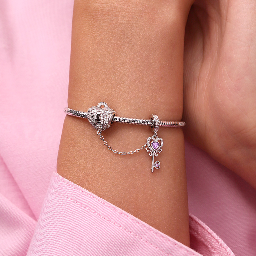 The Key To My Heart Pendant image number 6