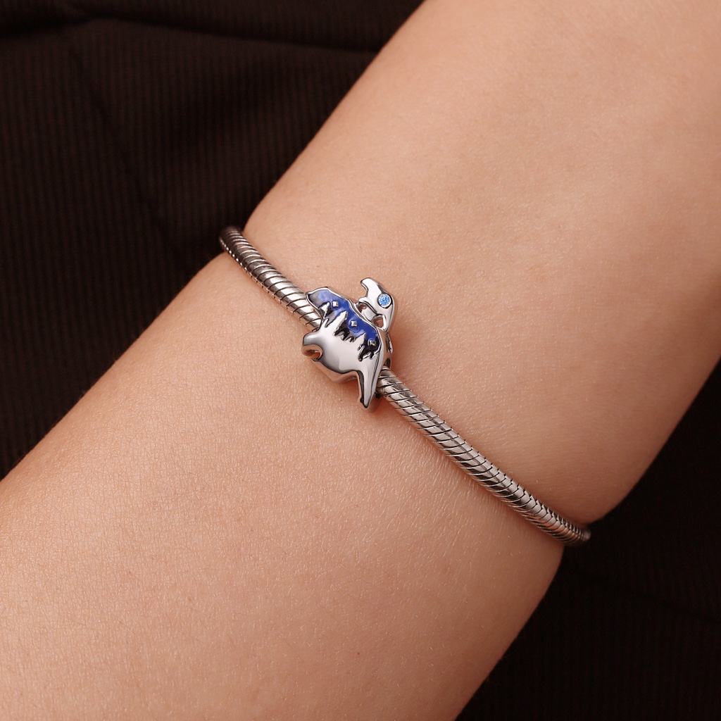 Parent-child Polar Bear Charm image number 4