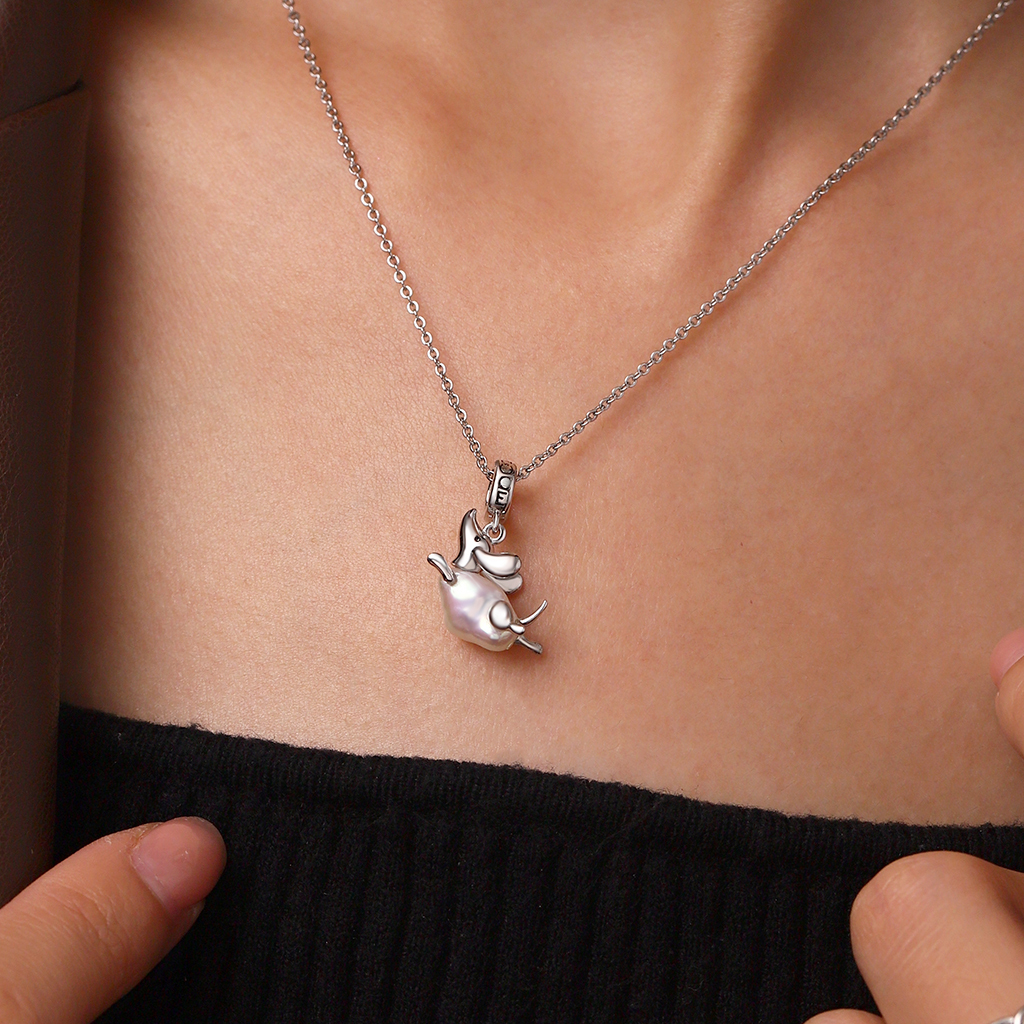 Irregular Pearl Dachshund Pendant image number 4