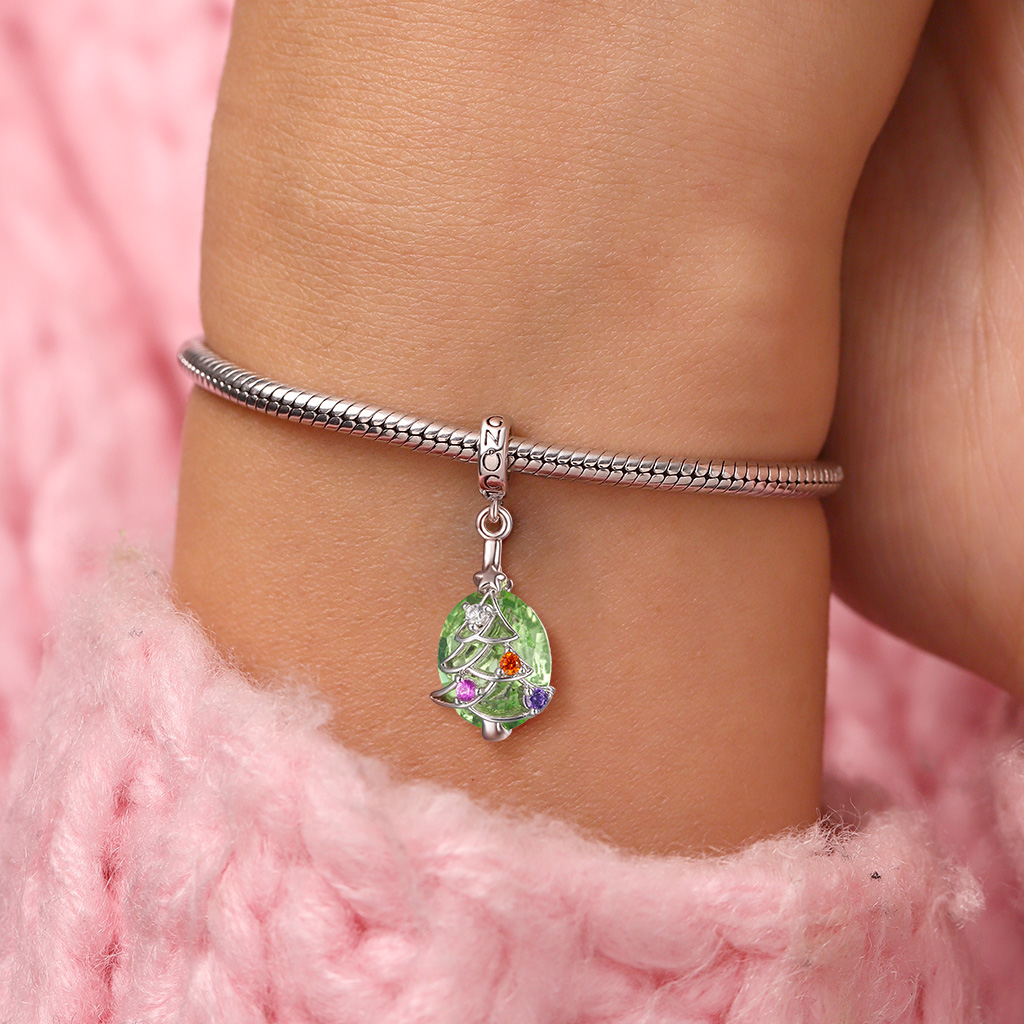 Christmas Tree Pendant image number 5