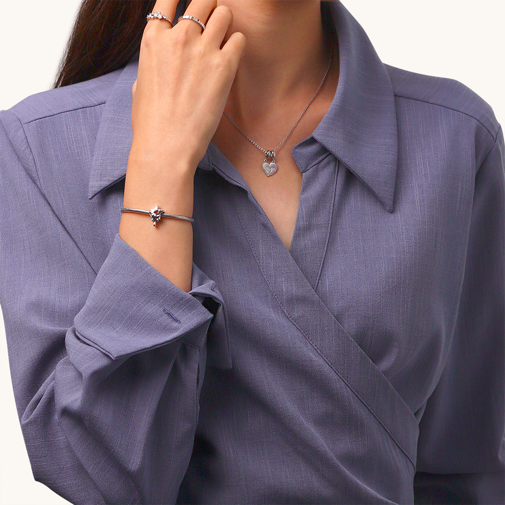 Melted Five-pointed Star Charm image number 3