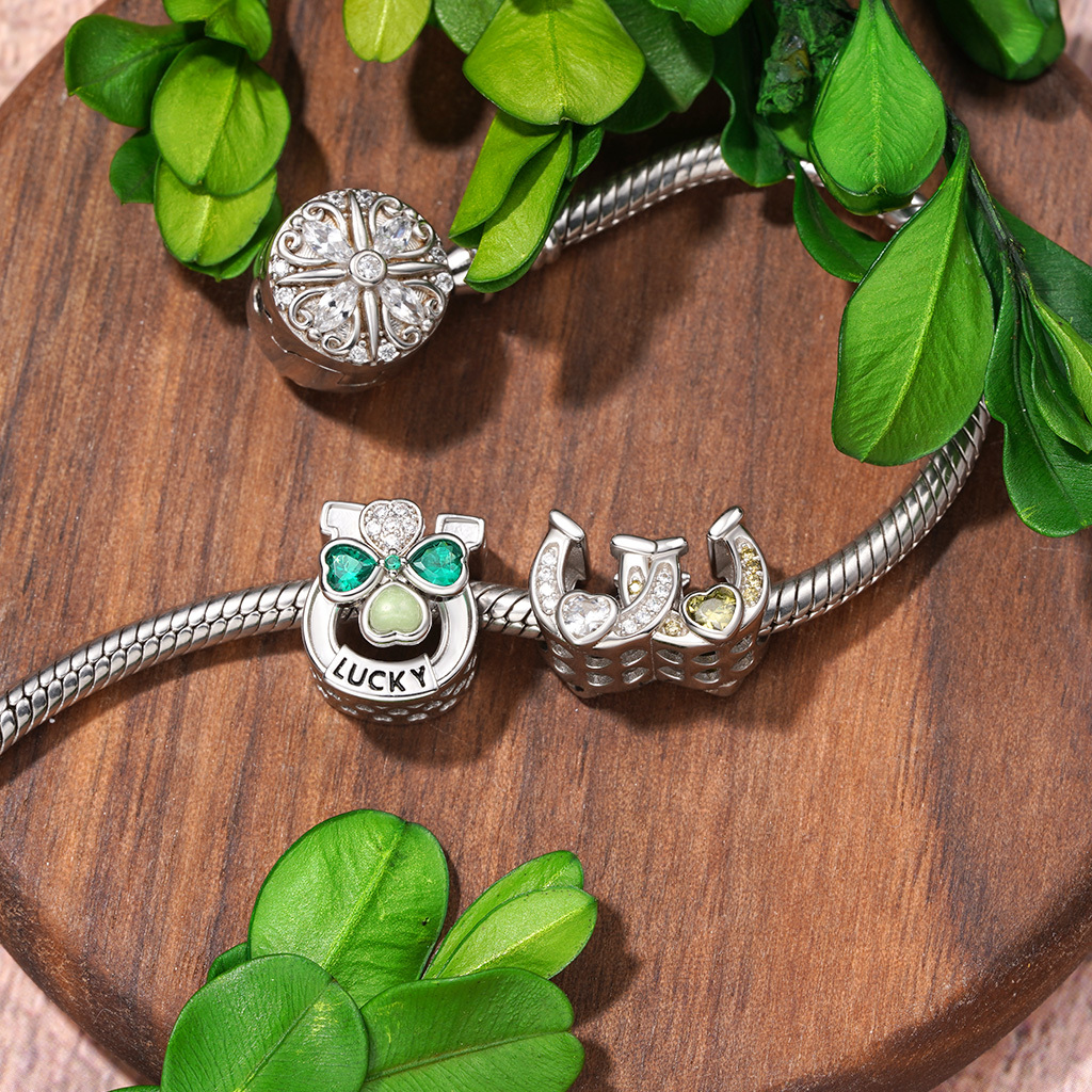 Rotating Four Leaf Clover Charm image number 3