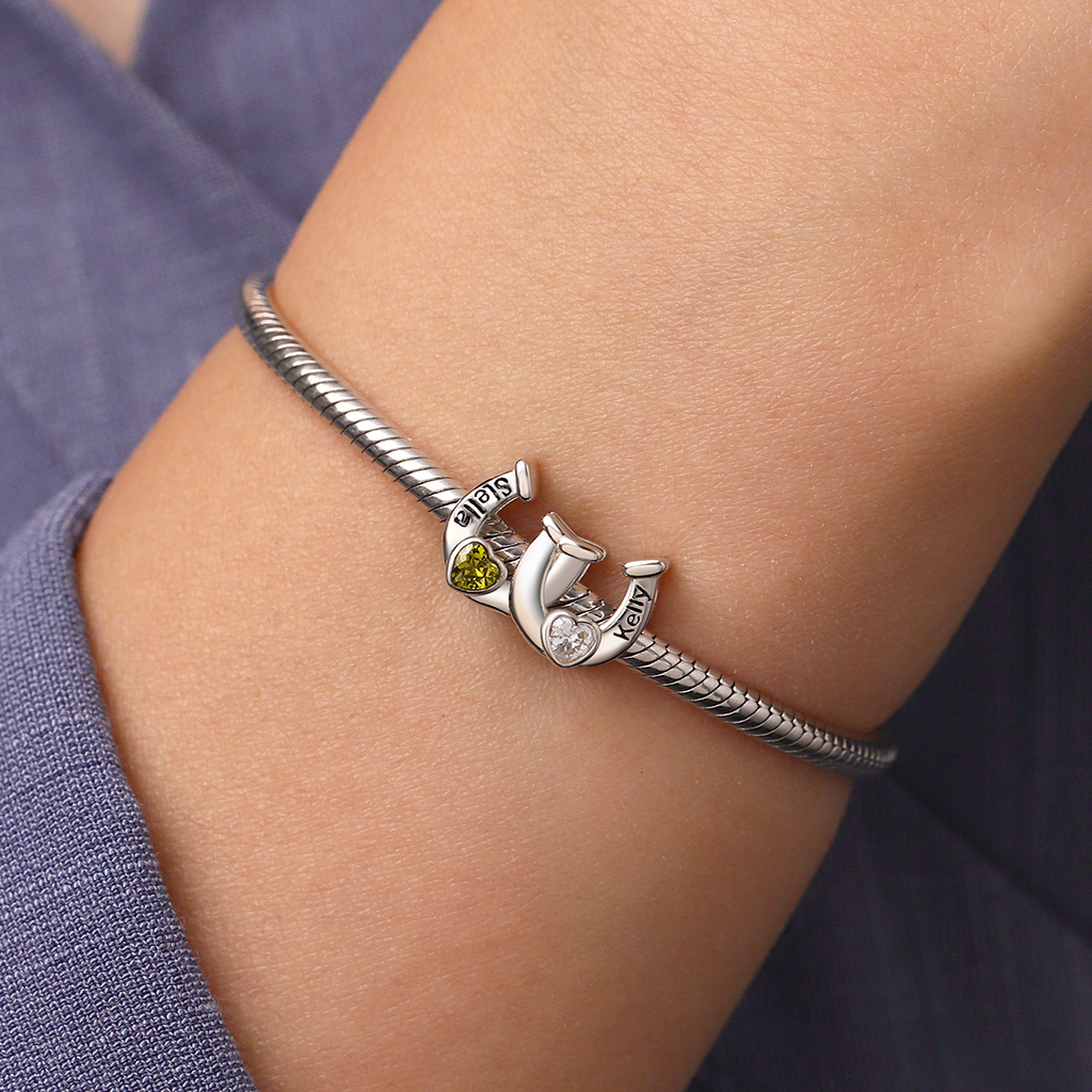 Double Horseshoe Personalized Charm image number 5
