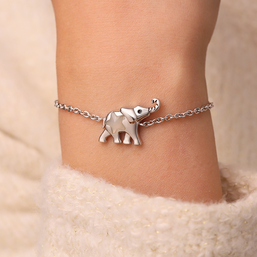 Color-changing Elephant Bracelet image number 4