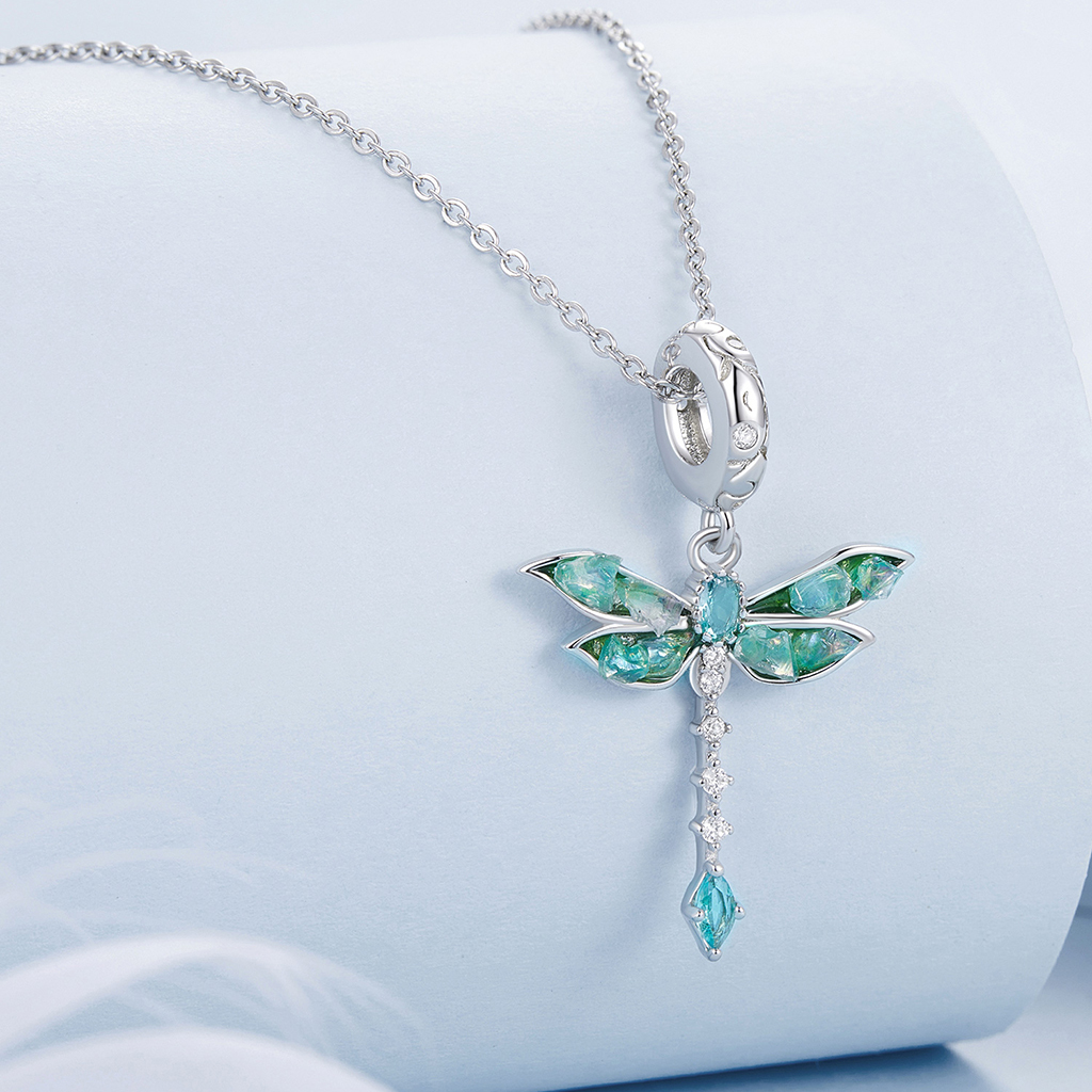 Green Dragonfly Pendant image number 2