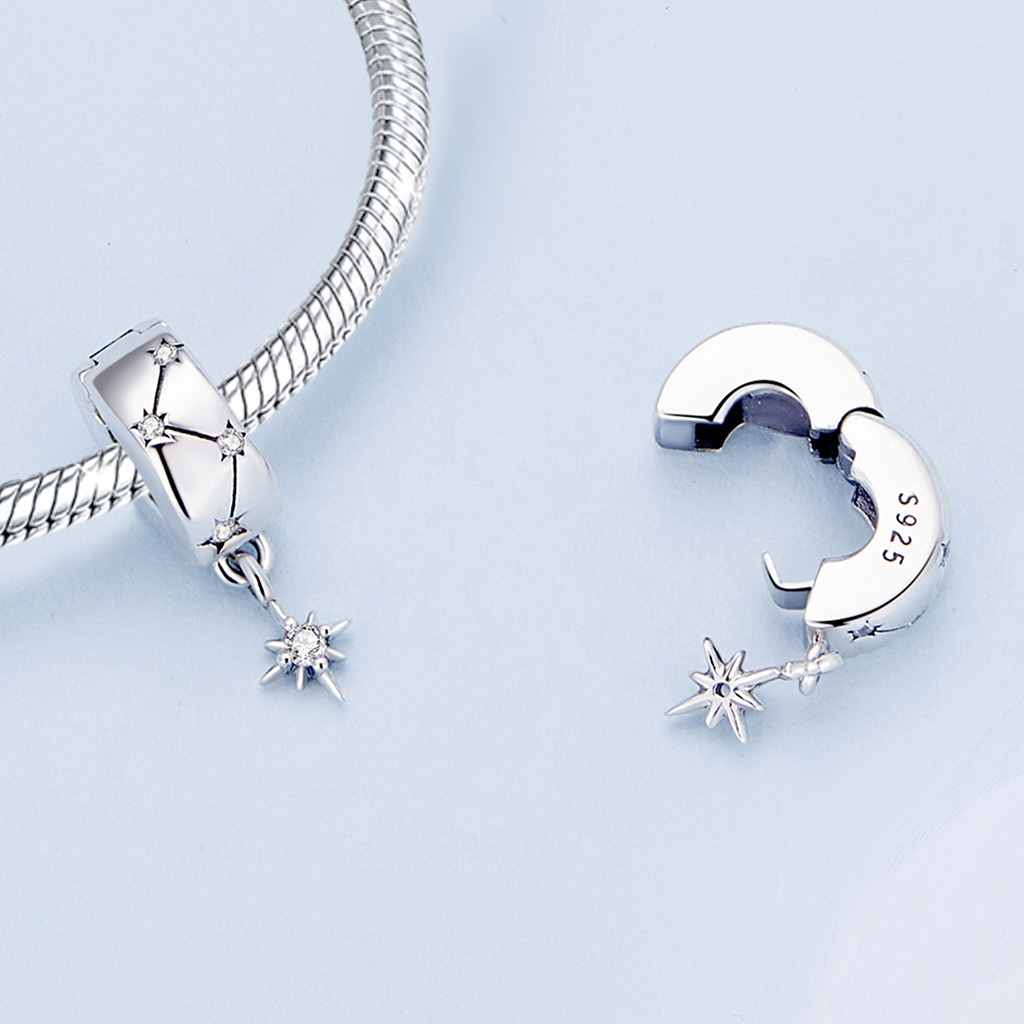 Starburst Round Clip Buckle Charm image number 1