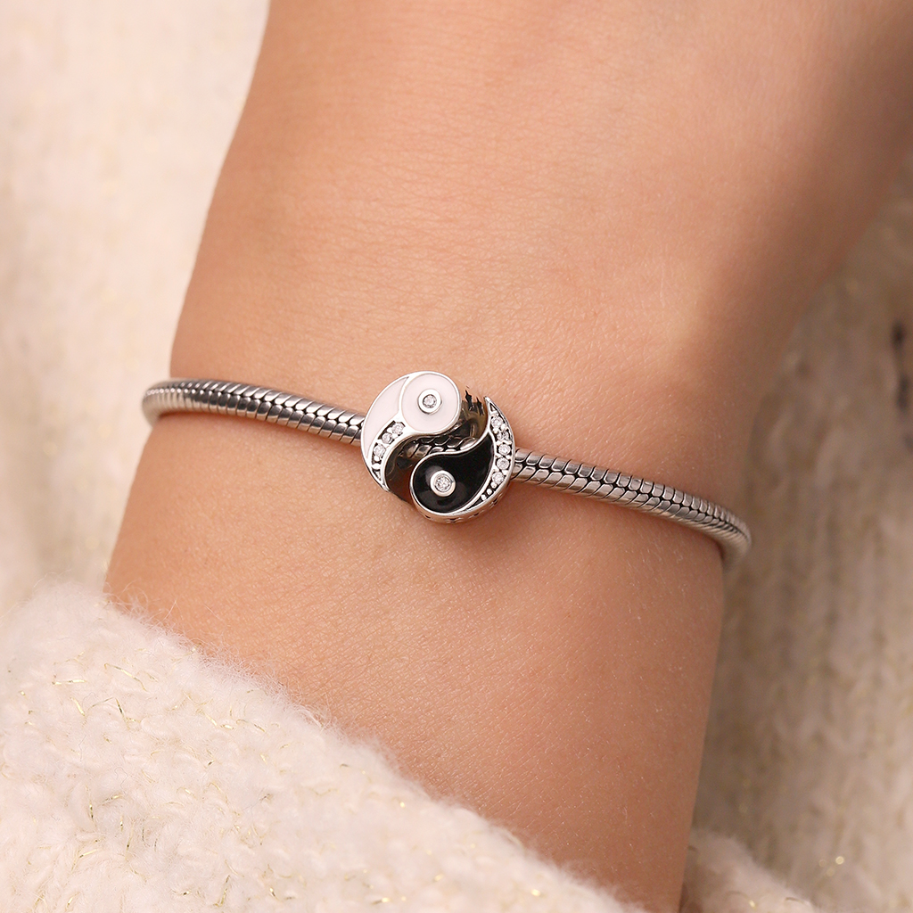 Tai Chi Double Charm image number 5