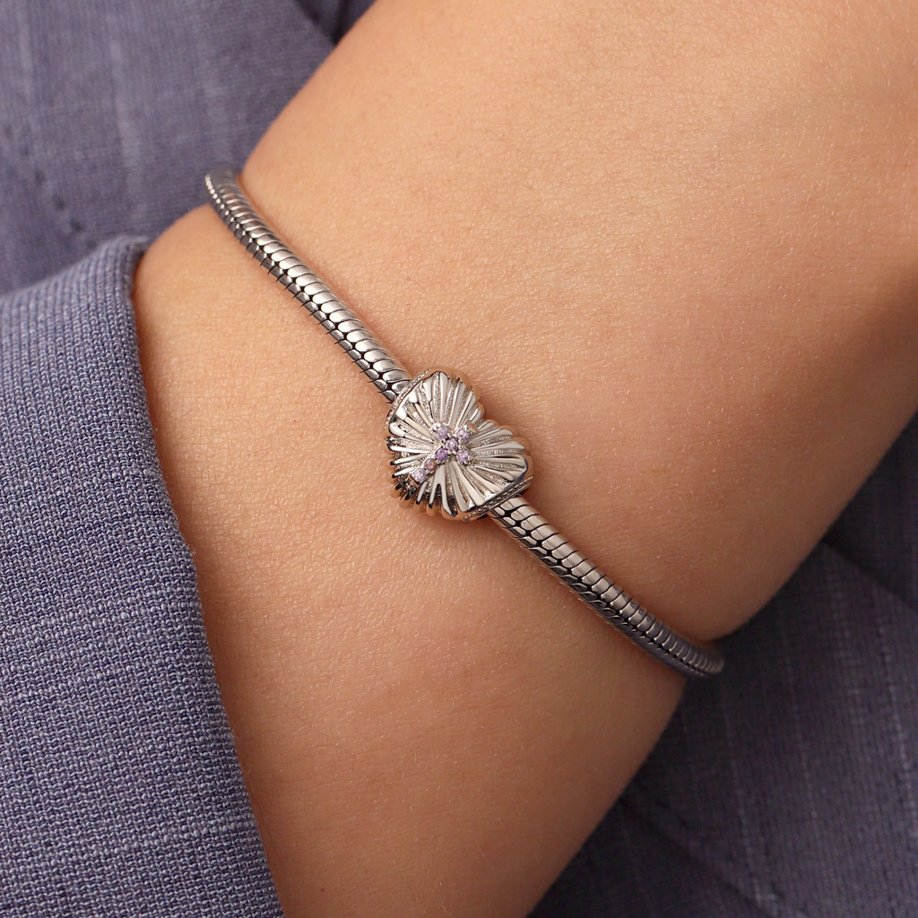 Cross 'Faith Over Fear' Heart Charm image number 4