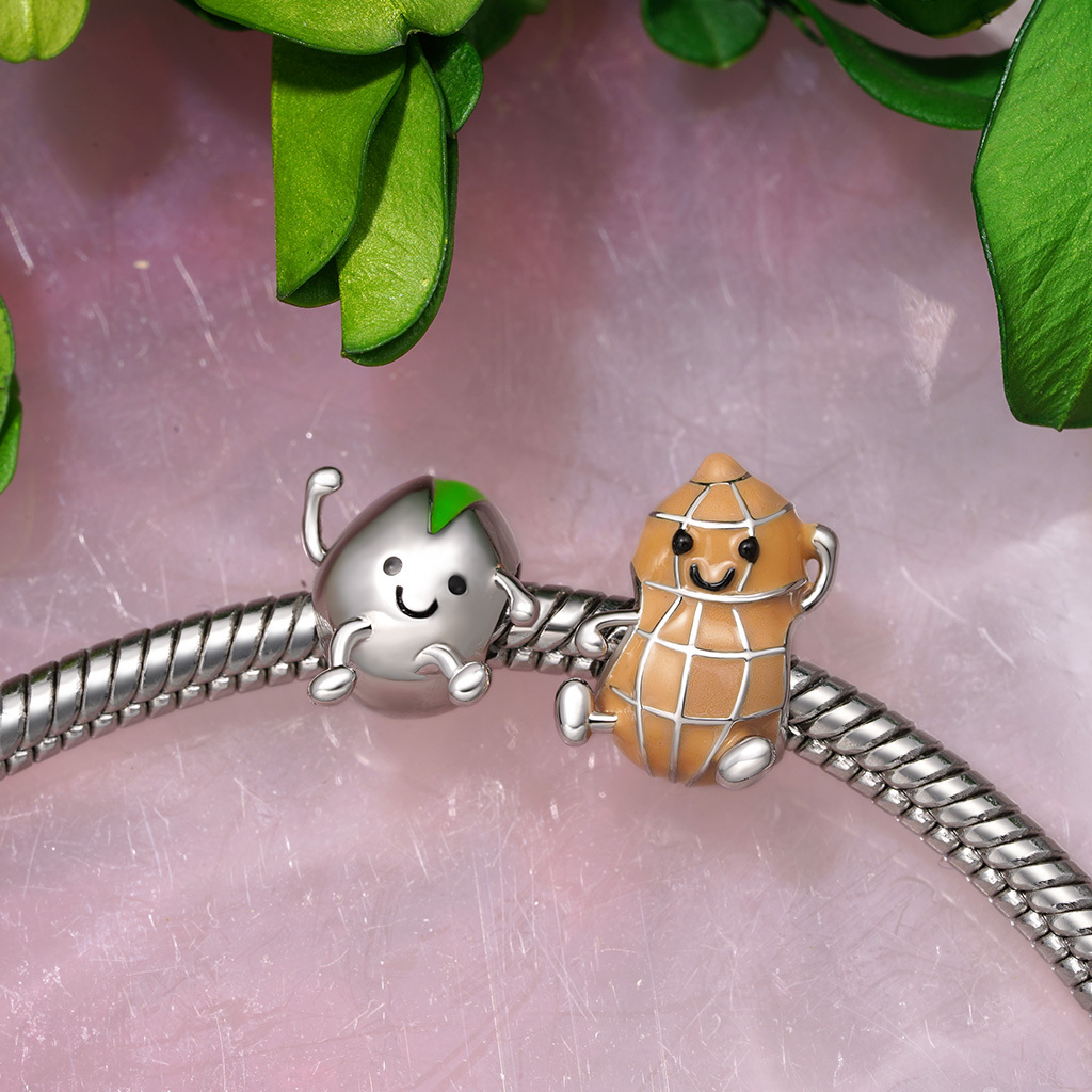 Pistachio & Peanut Charm image number 4