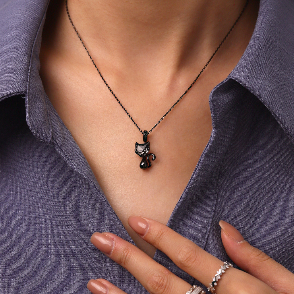 Crystal Black Cat Pendant image number 4