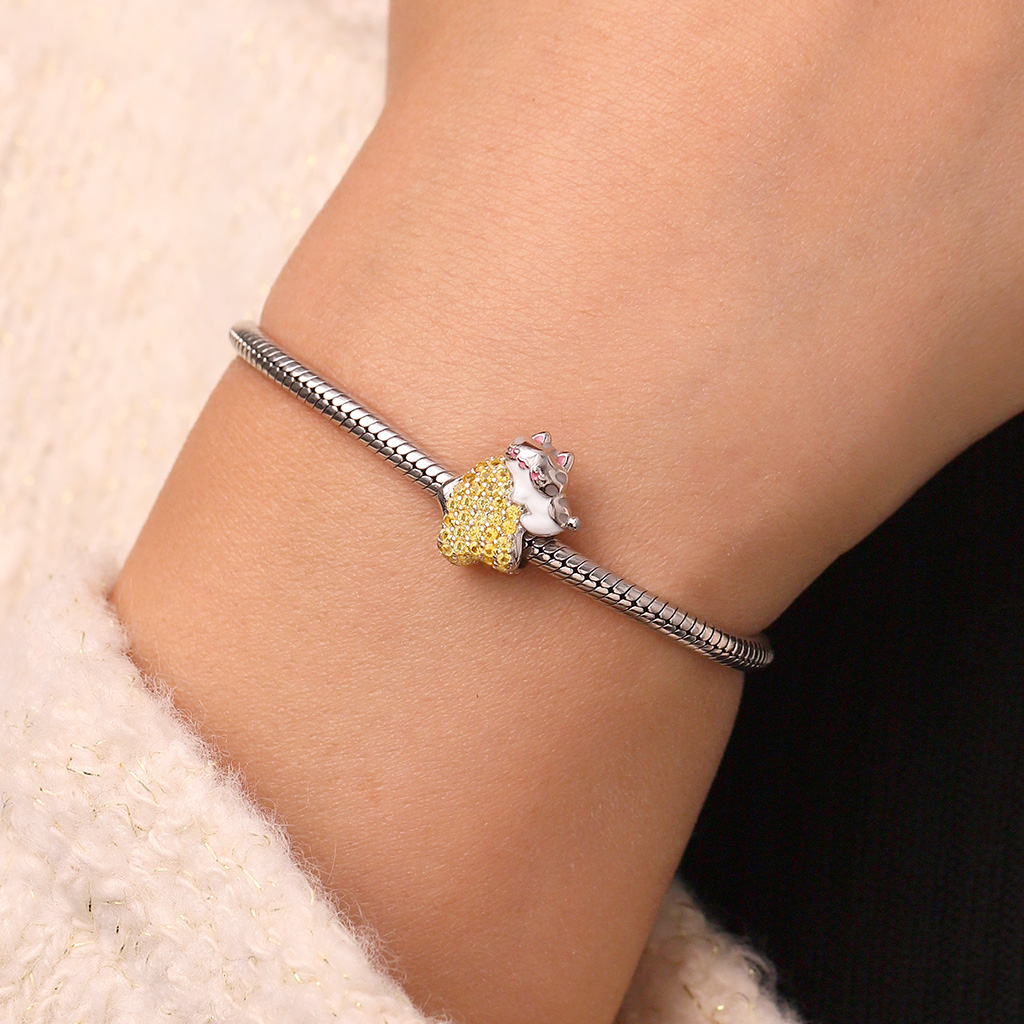 Milkko Star Cat Charm image number 4