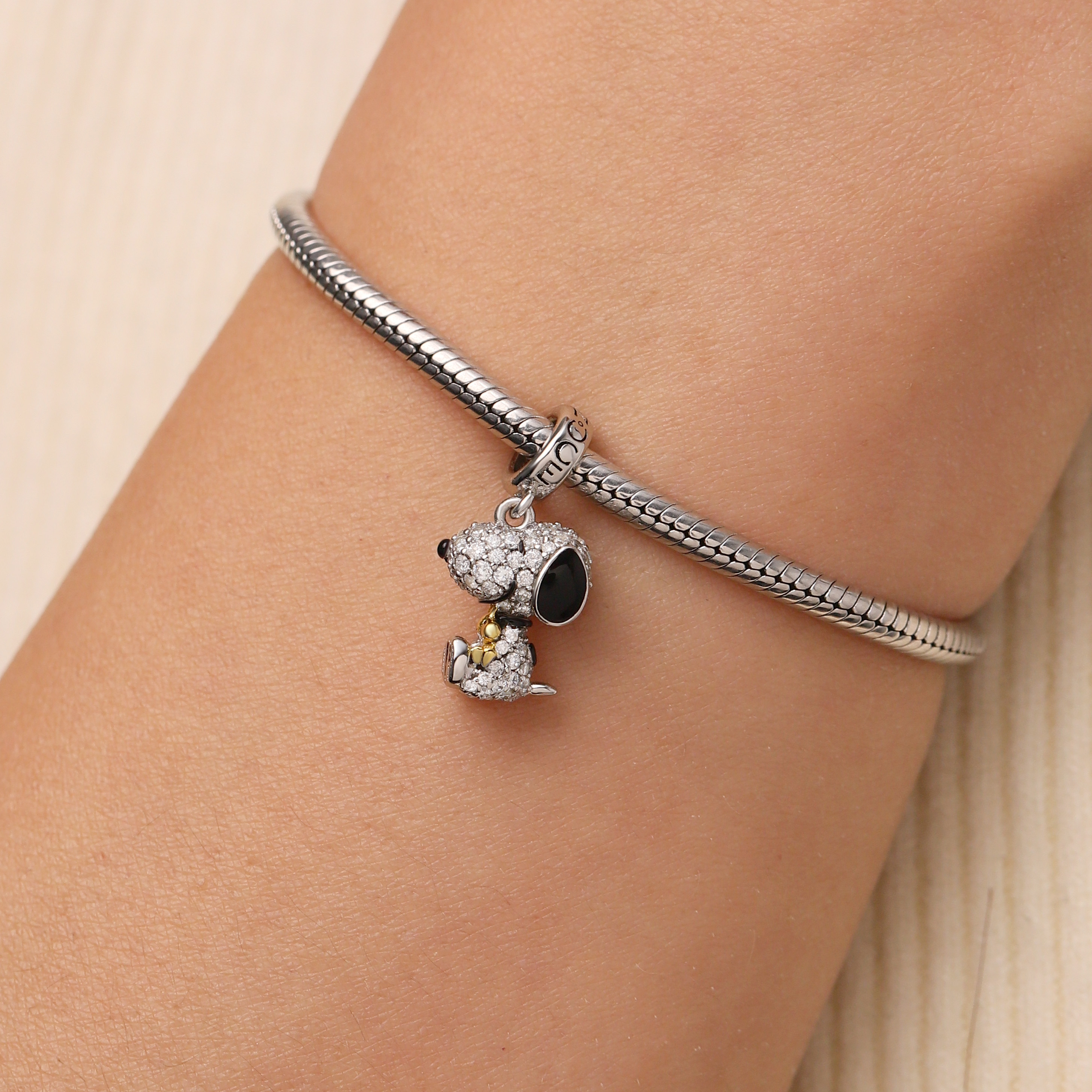Snoopy Diamond Pendant image number 6