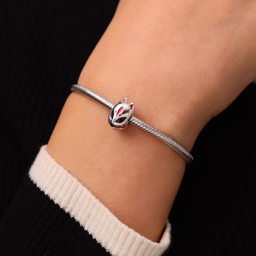 Kitsune Fox Mask Charm image number 4