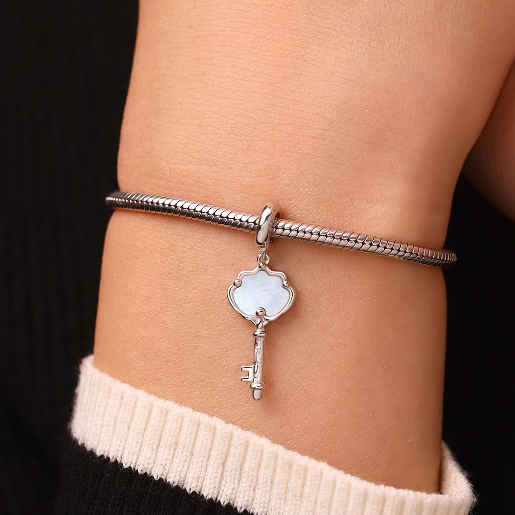 Shell Key Pendant image number 5