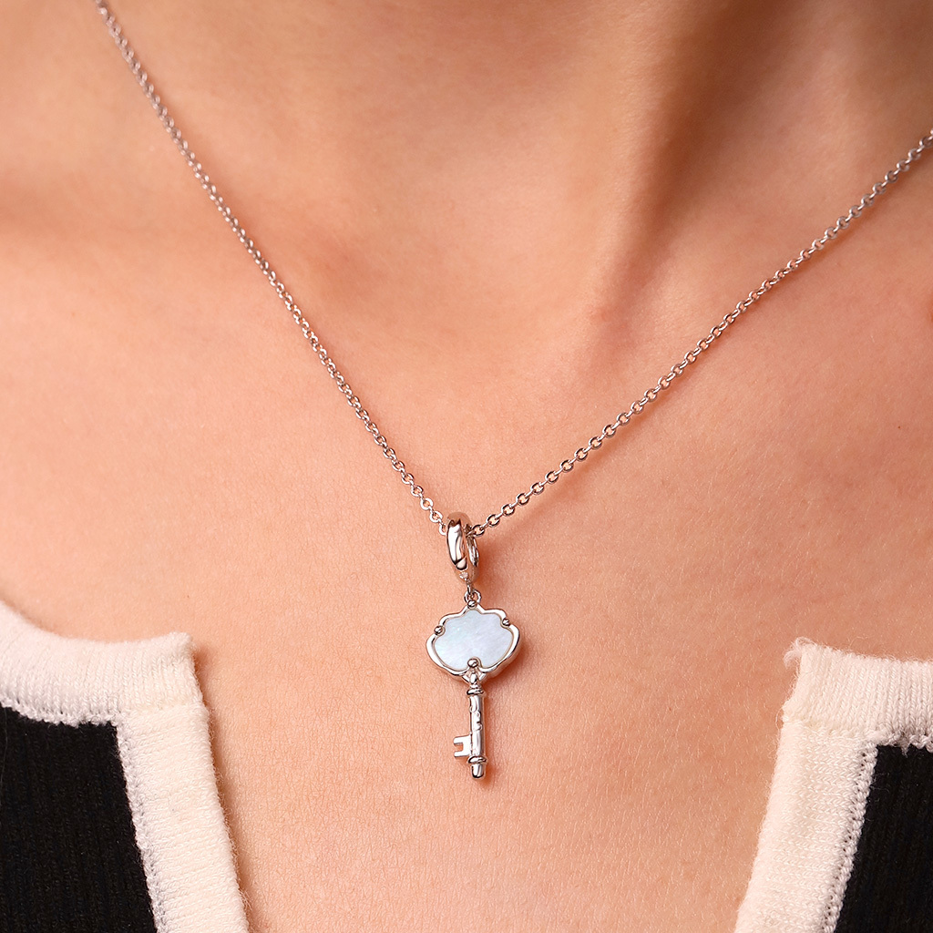 Shell Key Pendant image number 3