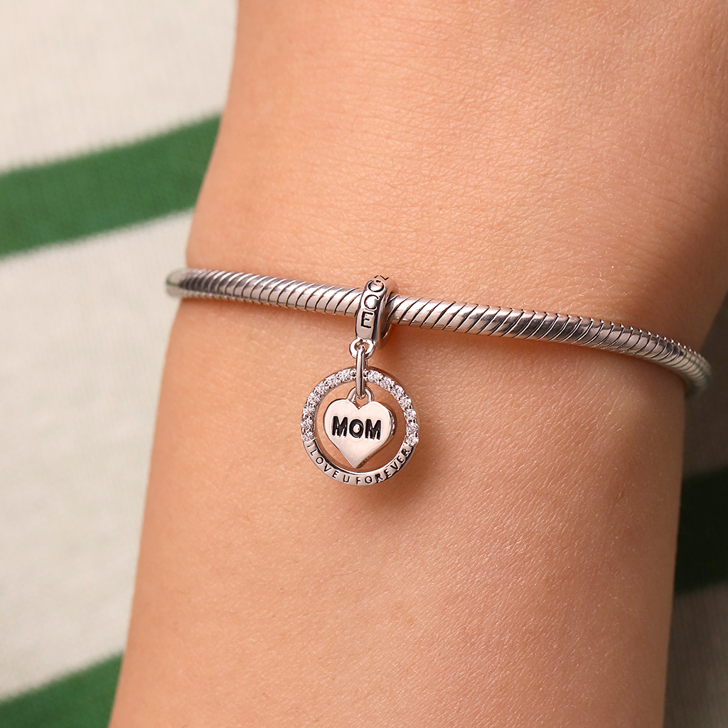 'I Love U Forever' Mom Heart Pendant image number 6