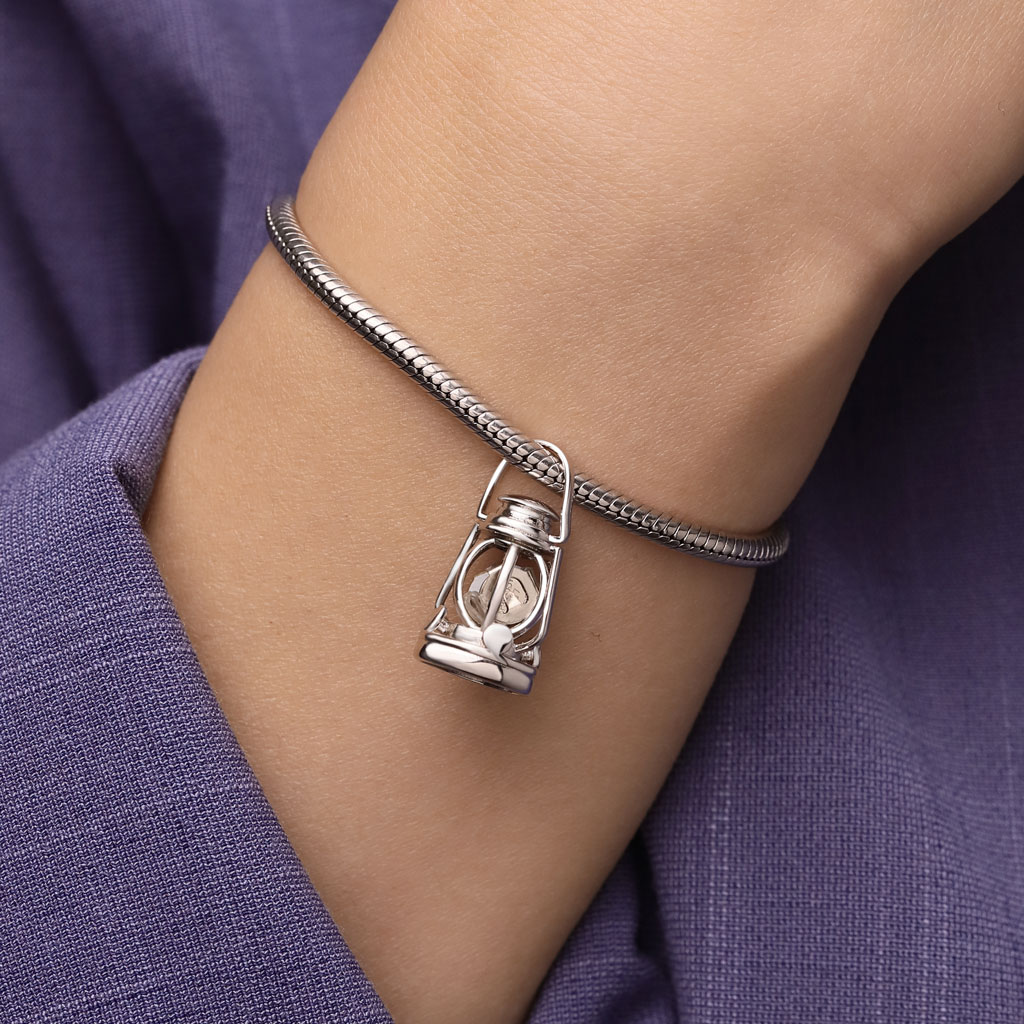 Wireless LED Glow Lantern Charm image number 5