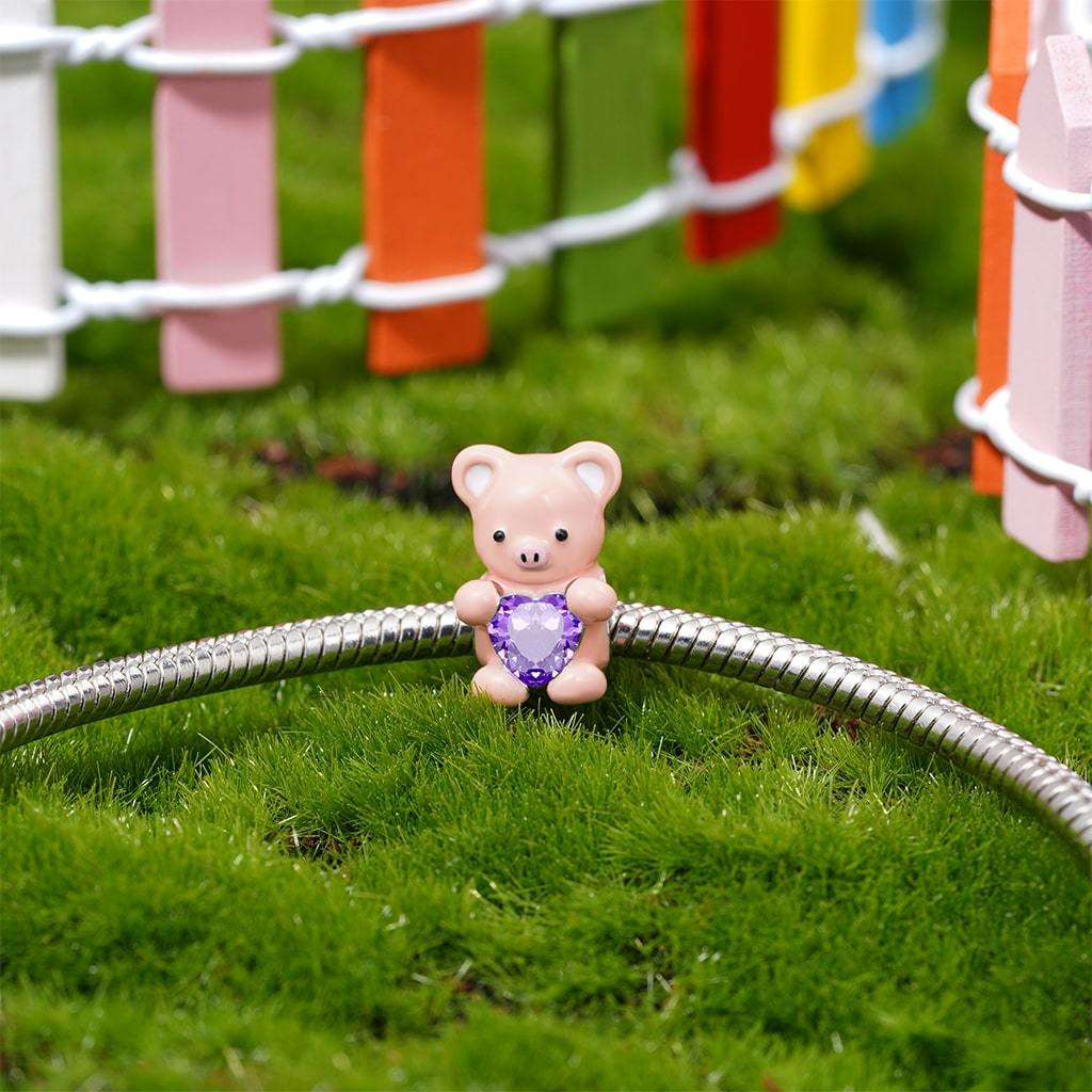 Little Pig Embraces Love Charm image number 4