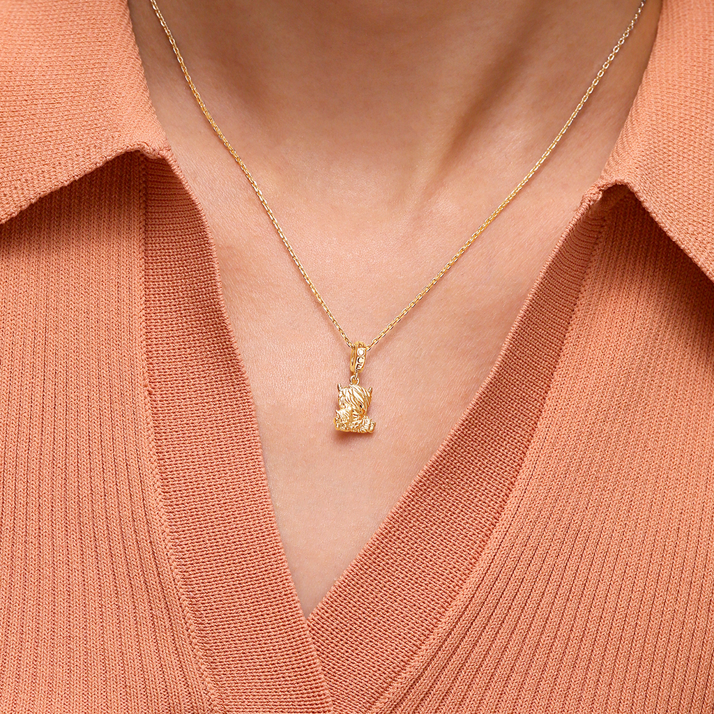 Gold Highland Cow Mother and Child Pendant image number 3