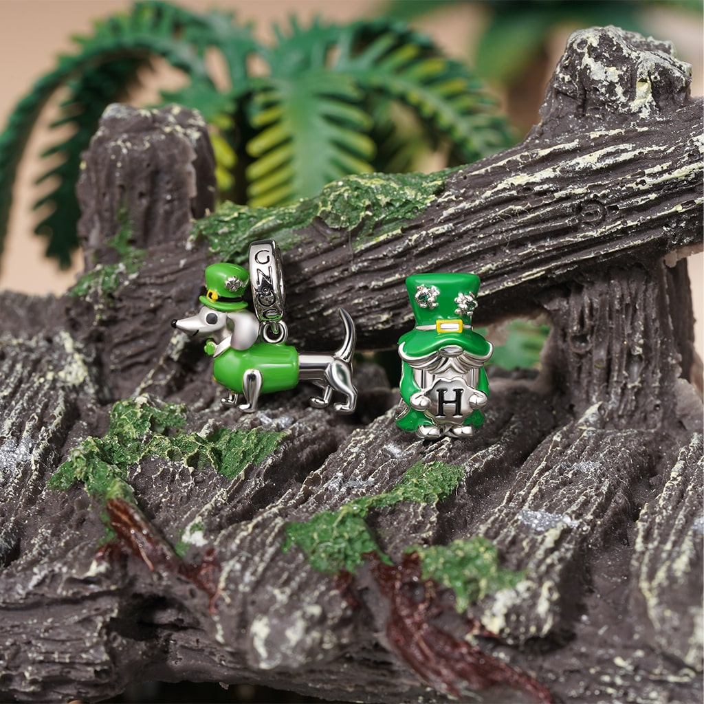 St. Patrick's Day Gnome Charm image number 3