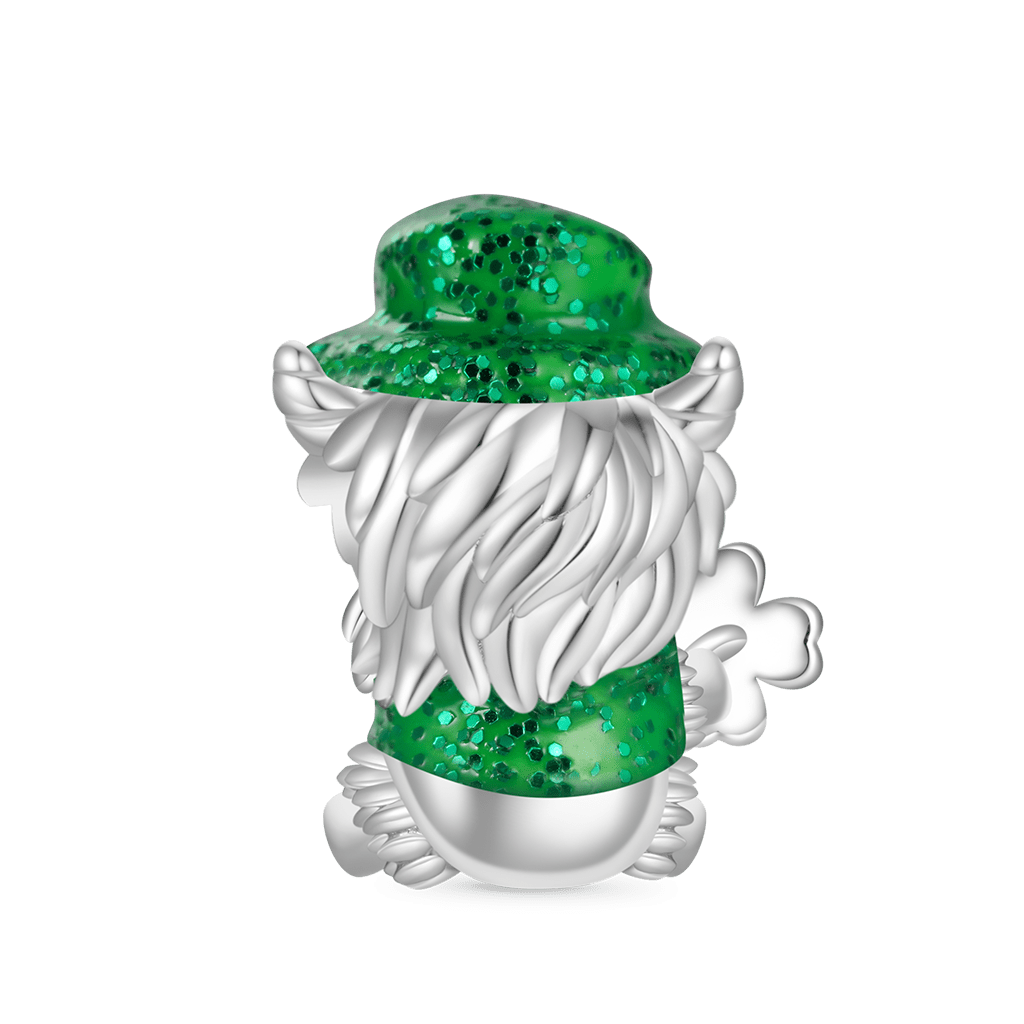 Highland Cow Clover Charm image number 2