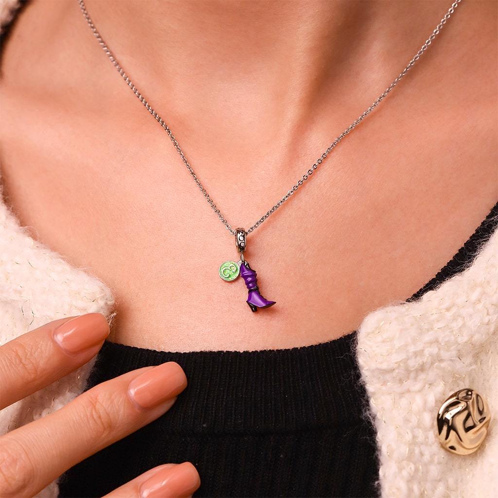 Wicked Elphaba Dance Boots Pendant image number 4