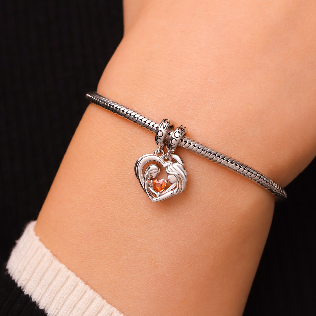 Mother Hug Daughter Heart Double Pendant image number 7