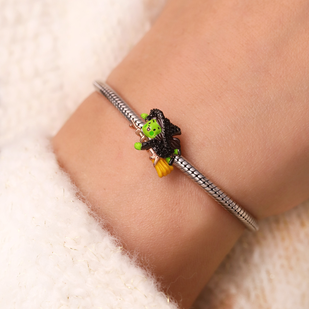 Wicked Elphaba Flying Charm image number 4