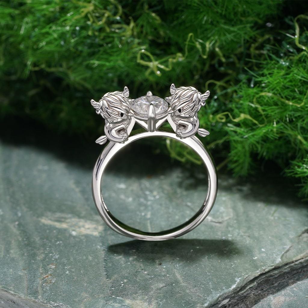 Highland Cow Hug White Diamond Ring image number 2