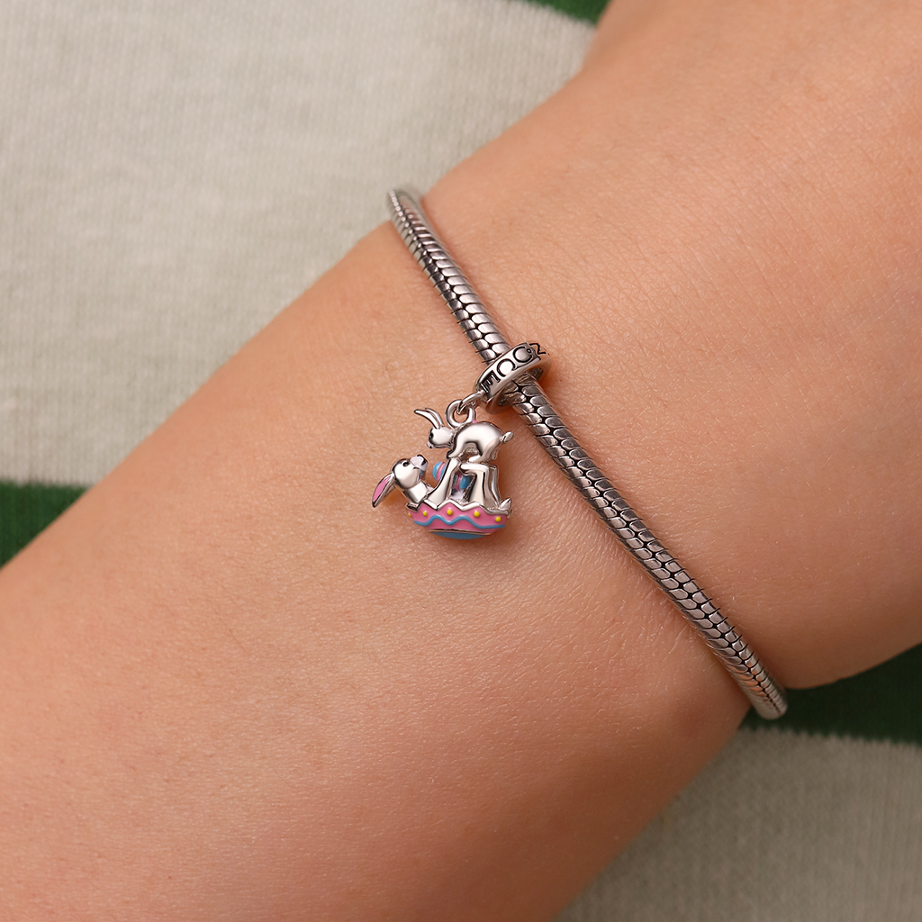 Easter Eggs Kissing Bunny Charm image number 5