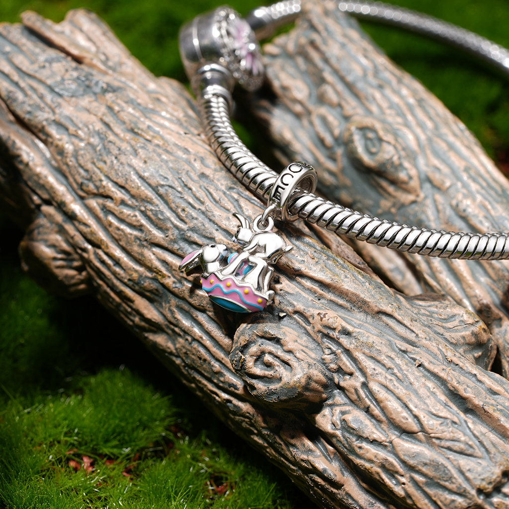 Easter Eggs Kissing Bunny Charm image number 2