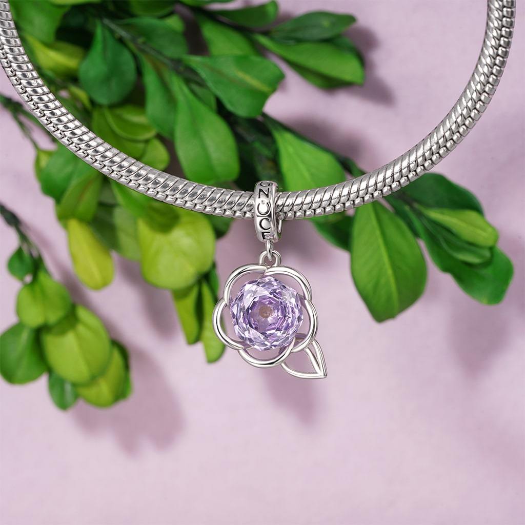 Rose-cut Floral Pendant image number 2