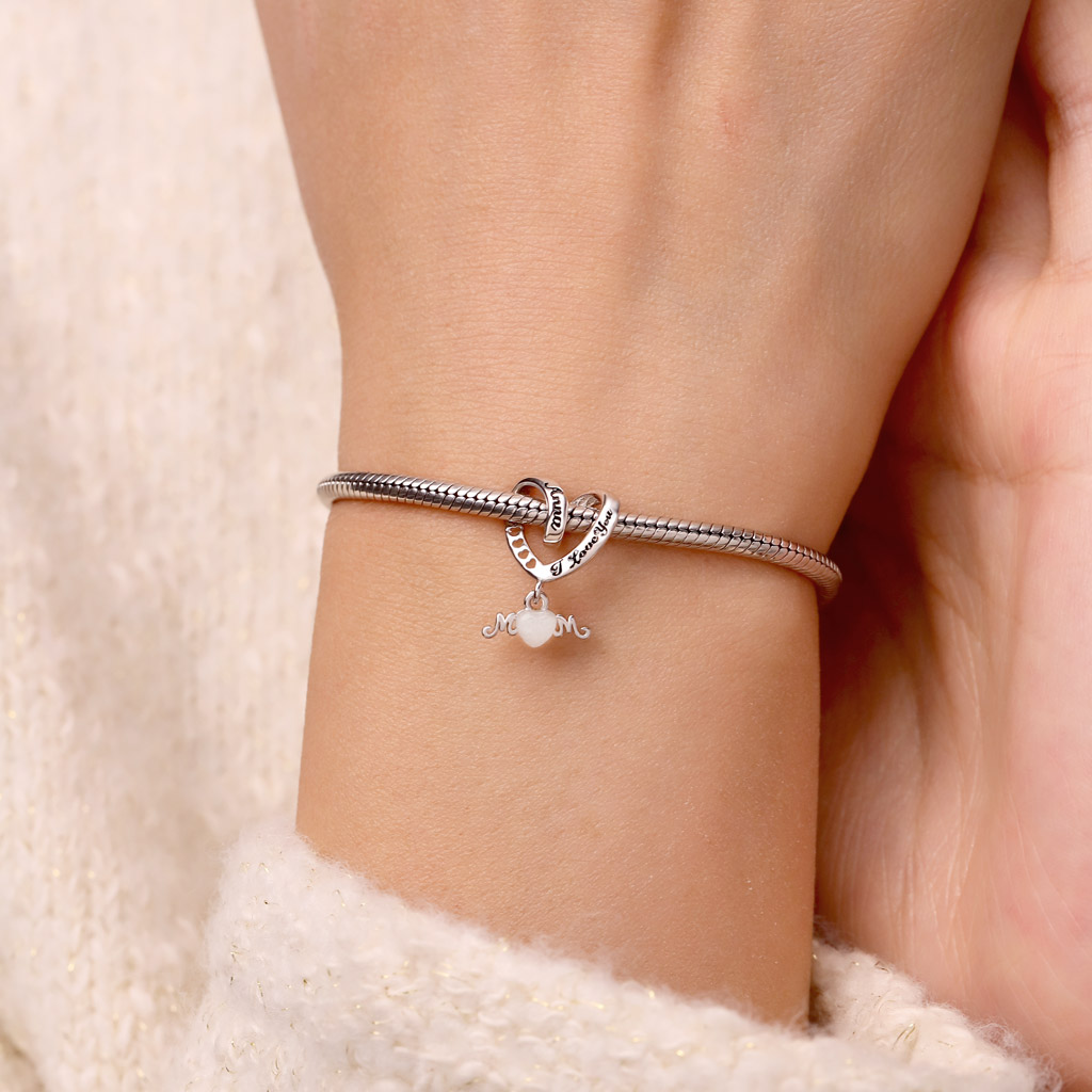 Engravable 'I love you' MoM Heart Charm image number 5